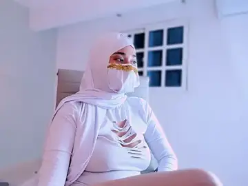 Stripchat Best live sex cam show of LittleNoor