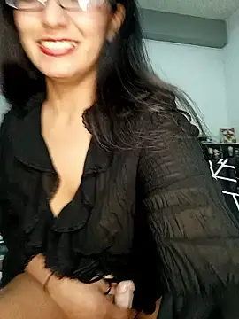 Stripchat Best live sex cam show of LucyCherry69