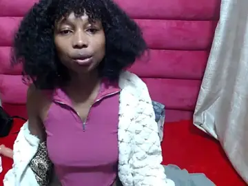 Stripchat Watch Live Sex Cams of ExtraDoll