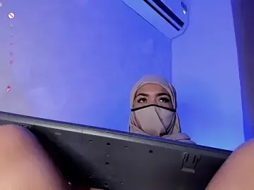 Stripchat Live Sex of thaira_aly