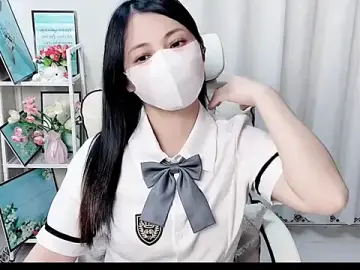 Stripchat Watch Live Sex Cams of Clover_Nhi