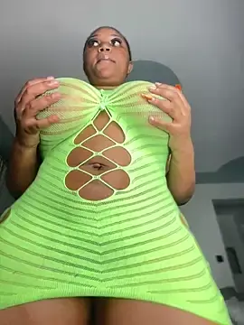 Stripchat Best live sex cam show of EliteSoraya