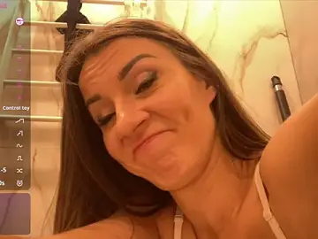 Stripchat Free Live Porn of Crystallana