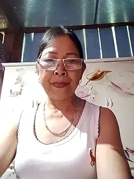 Stripchat Sex Cam of Sky-rain98