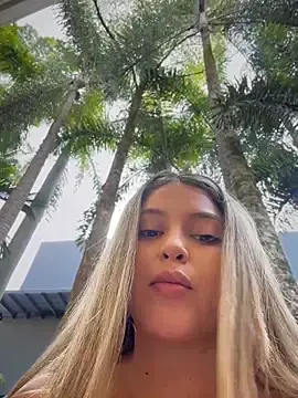 Stripchat Private Sex Chat of lunablossom_