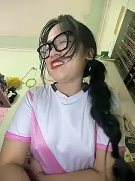 Stripchat Private Sex Chat of Emmiuuuu03