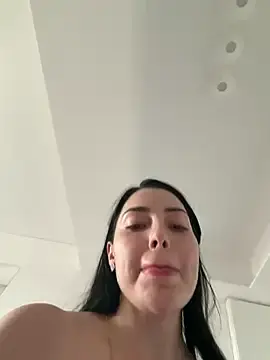 Stripchat Sex Cam of MyaSplash