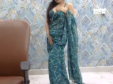 Stripchat Sex Cam of zoyaa-sexy