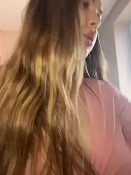 Stripchat Sex Cam of SinCityDoll
