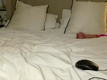 Stripchat Live Sex of RUBY_BROOKS