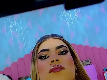 Stripchat Free Live Porn of ariadnna_princes
