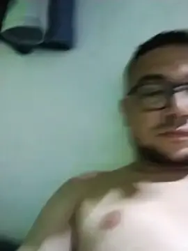 Stripchat Free Porn Cam of Moi_1908