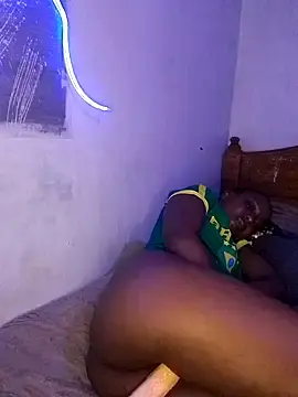 Stripchat Watch Live Sex Cams of pretty-princes