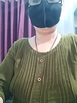 Stripchat Free Live Porn of Aishwaryaa_69
