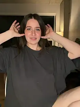 Stripchat Sex Cam of nerdynina