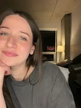 Stripchat Sex Chat of nerdynina