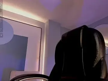 Stripchat Best live sex cam show of MadisonKane