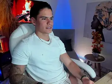 Stripchat Sex Cam of Matias_Murrier
