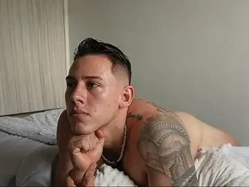 Stripchat Live Porn of Muscle_King_Cum