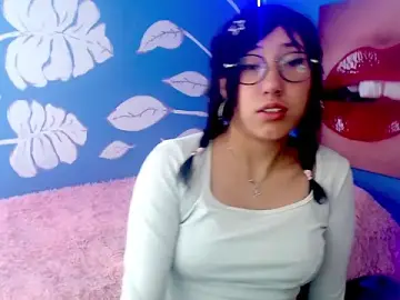 Stripchat Nude Webcam of eli_doll