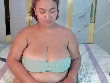 Stripchat Best live sex cam show of Luna-Diamond