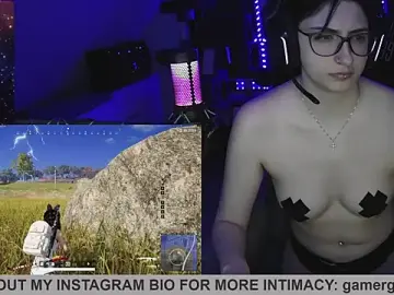 Stripchat Best live sex cam show of Gamergirl-Linela