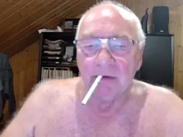 Stripchat Free Live Porn of biggandybig