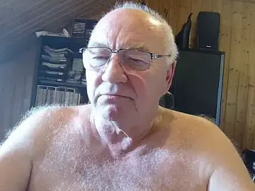 Stripchat Free Live Porn of biggandybig