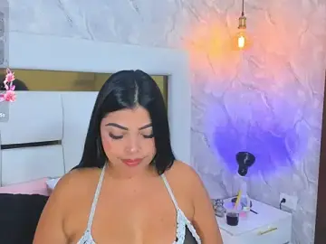 Stripchat Nude Webcam of EmaBakker