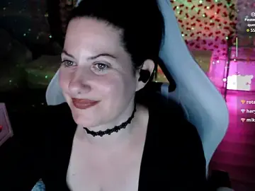 Stripchat Free Live Porn of BellaStar84
