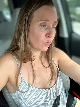 Stripchat Watch Live Sex Cams of SkyelarsWorld