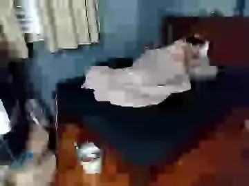 Stripchat Sex Cam of bumbumtatuado