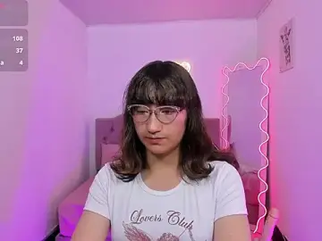 Stripchat Sex Cam of KATHERINE_TAY