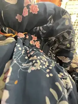 Stripchat Sex Cam of CrazzyChicks
