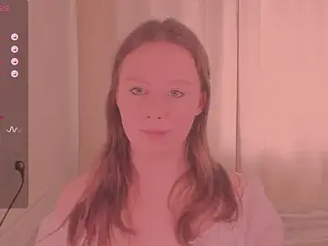 Stripchat Live Sex of kira_lm