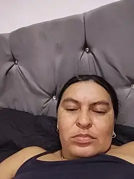 Stripchat Free Live Porn of Horny-Mommy-Dirty