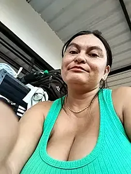 Stripchat Sex Chat of Horny-Mommy-Dirty