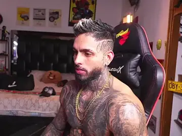 Stripchat Best Webcam of logan_hugh8