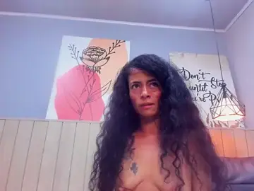 Stripchat Adult Webcams of Becca_Milf