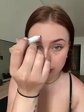 Stripchat Free Porn Cam of MaribelRiver