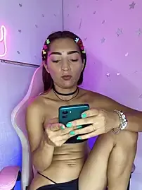 Stripchat Free Porn Cam of luna_traviesha