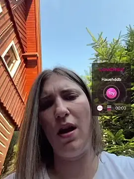 Stripchat Adult Webcam of ViviVision99