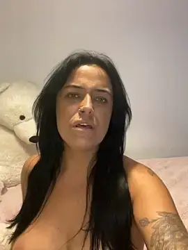 Stripchat Sex Cam of Katty_V