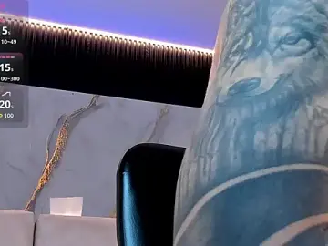 Stripchat Sex Cam of NICK_OWEEN26