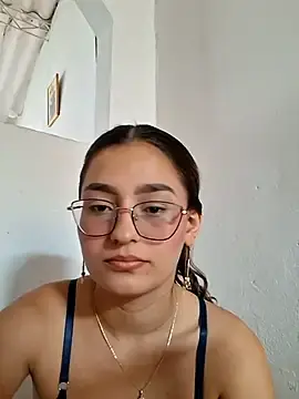 Stripchat Live Sex Cam of Ary-18