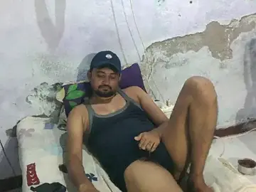 Stripchat Live Sex Cam of ROCOGUJUBULL