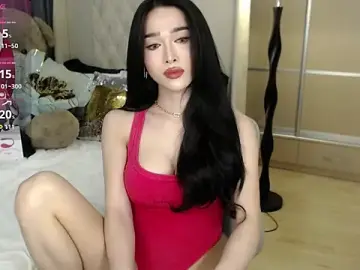 Stripchat Live Sex of KeenMazikeen69
