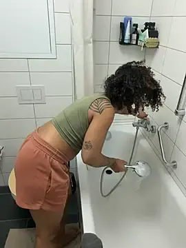 Stripchat Private Sex Chat of SweetPetiteNoir