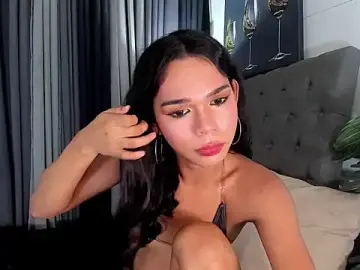 Stripchat Free Porn Cam of asianpetiteprincess