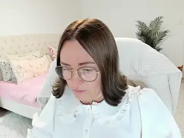 Stripchat Sex Cam of Vika73